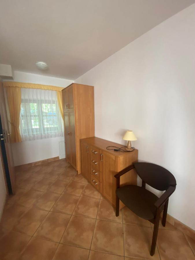 Osrodek Wrzosowa Gora - Pokoje Ruciane-Nida Exterior foto