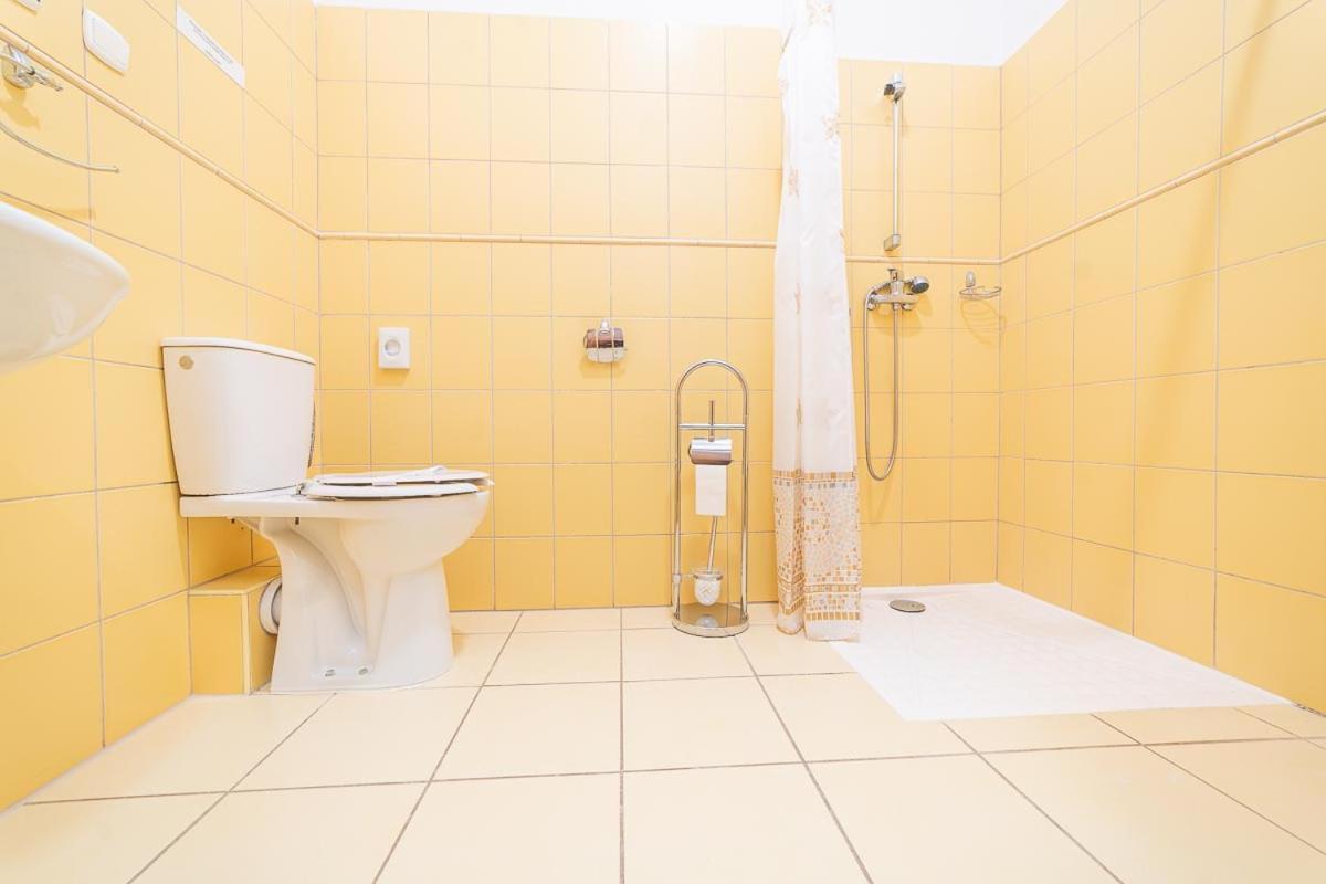 Osrodek Wrzosowa Gora - Pokoje Ruciane-Nida Exterior foto